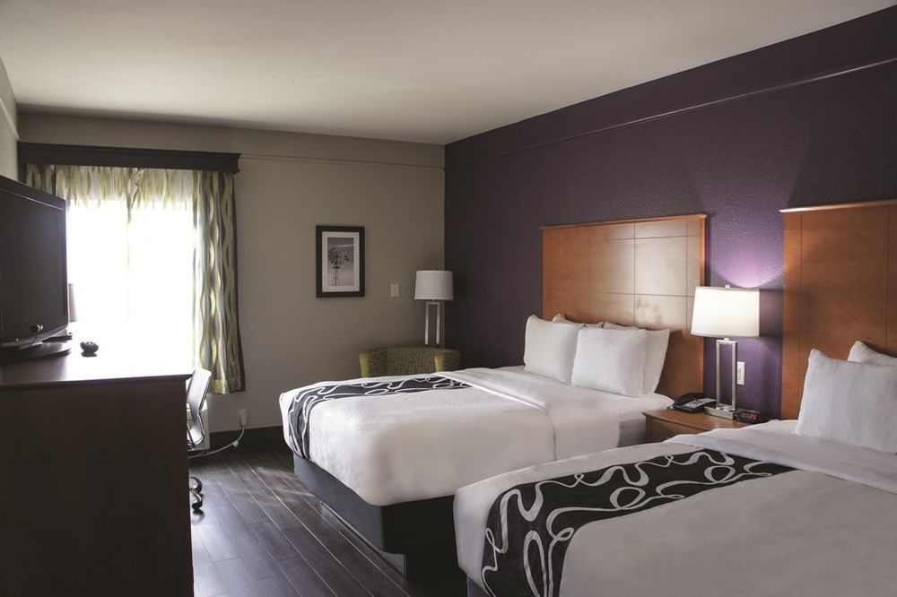 Palacio Royale Inn Signature Katy Bilik gambar