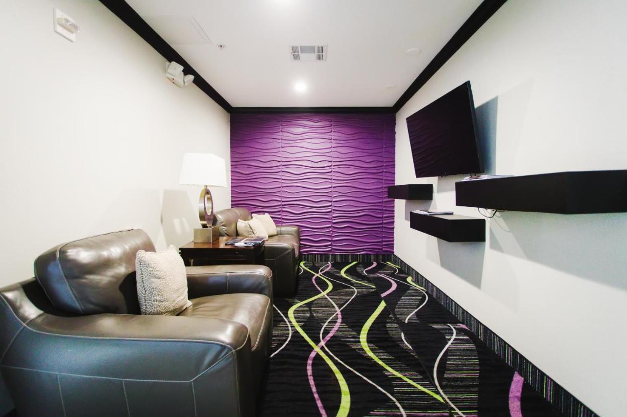 Palacio Royale Inn Signature Katy Luaran gambar