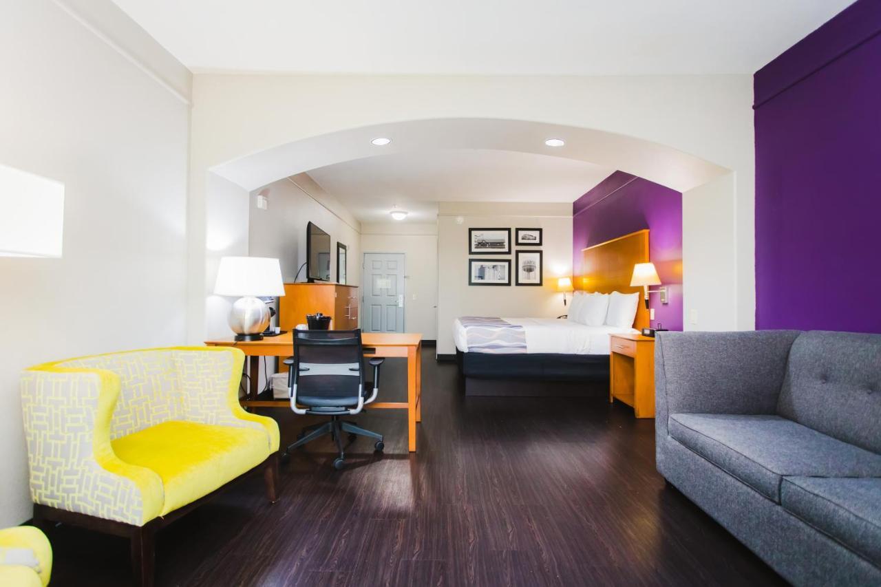 Palacio Royale Inn Signature Katy Luaran gambar